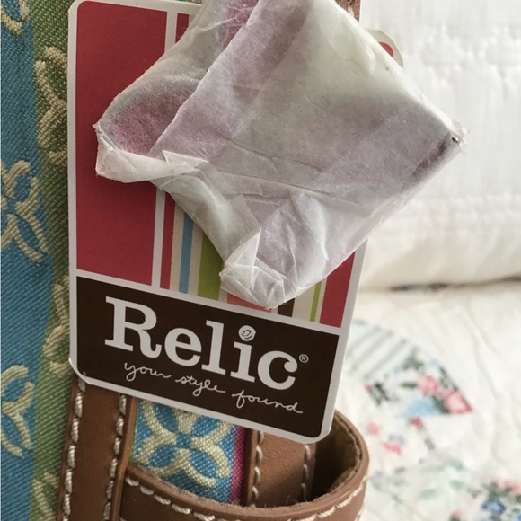 Lot of Two Relic by Fossil Handbags - Picture 8 of 16